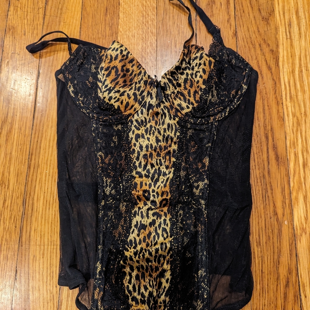 Victoria's secret leopard brassiere